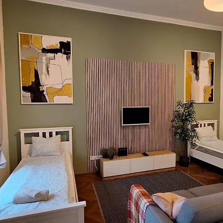 Sz11 Szekely Budapest