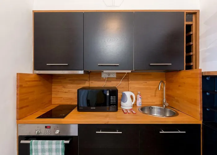 Sz11 Szekely * Budapesta